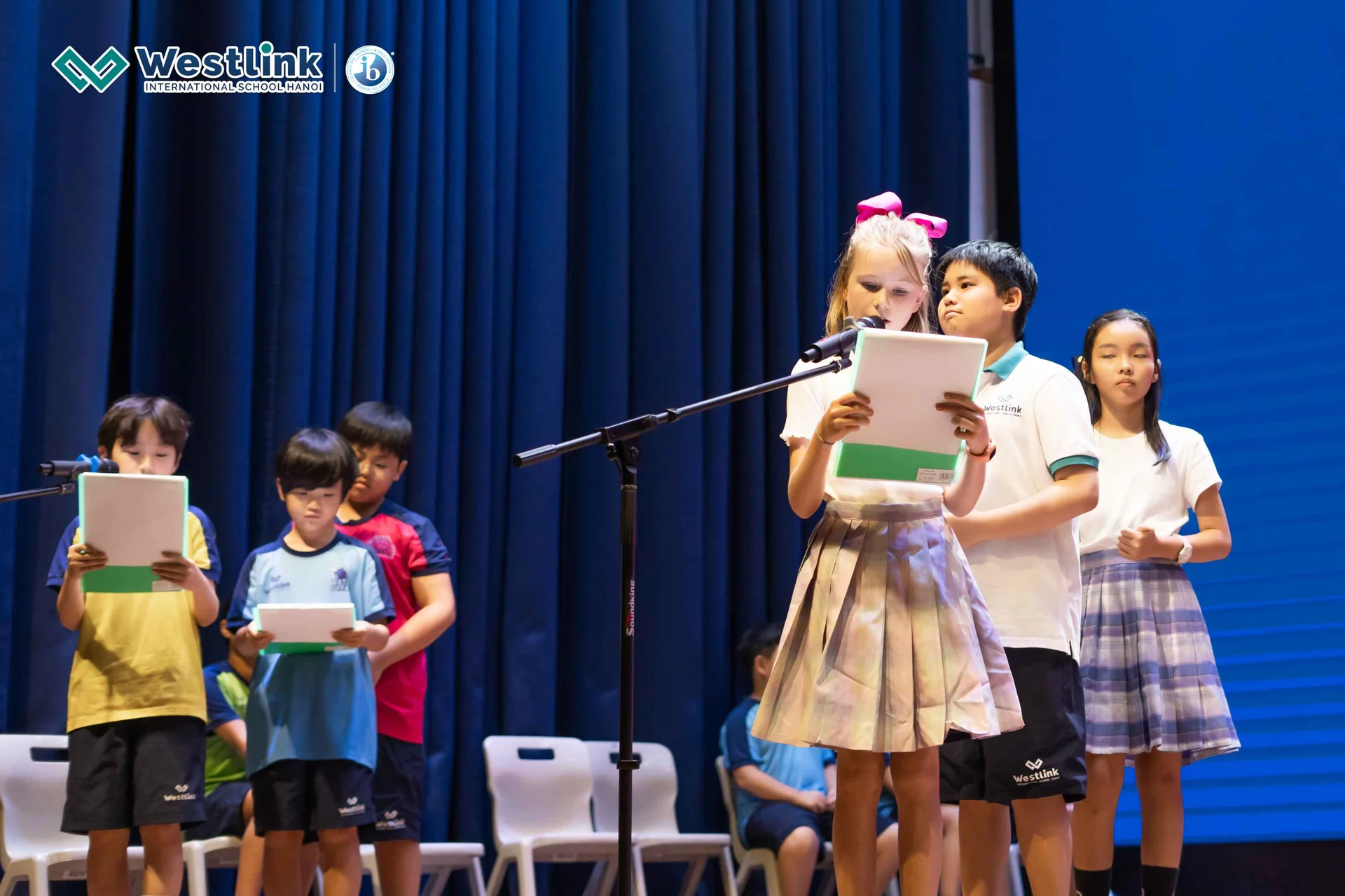 The very first Assembly of the school year - Class 5RM 🎉