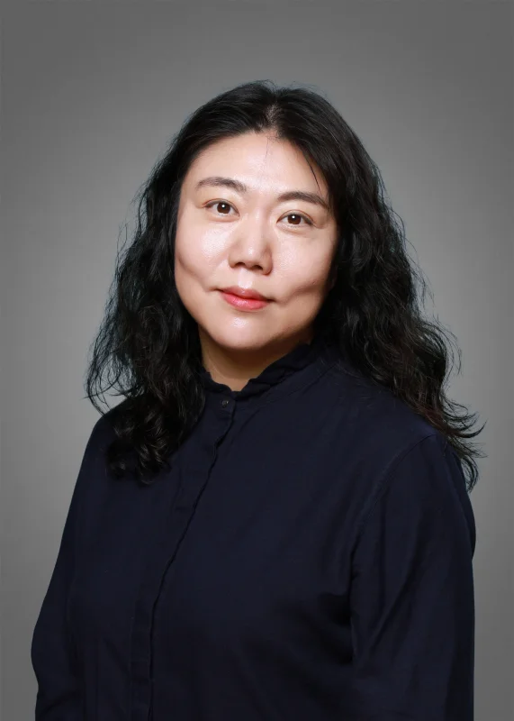 Soo Hyung Kim  (Sue)