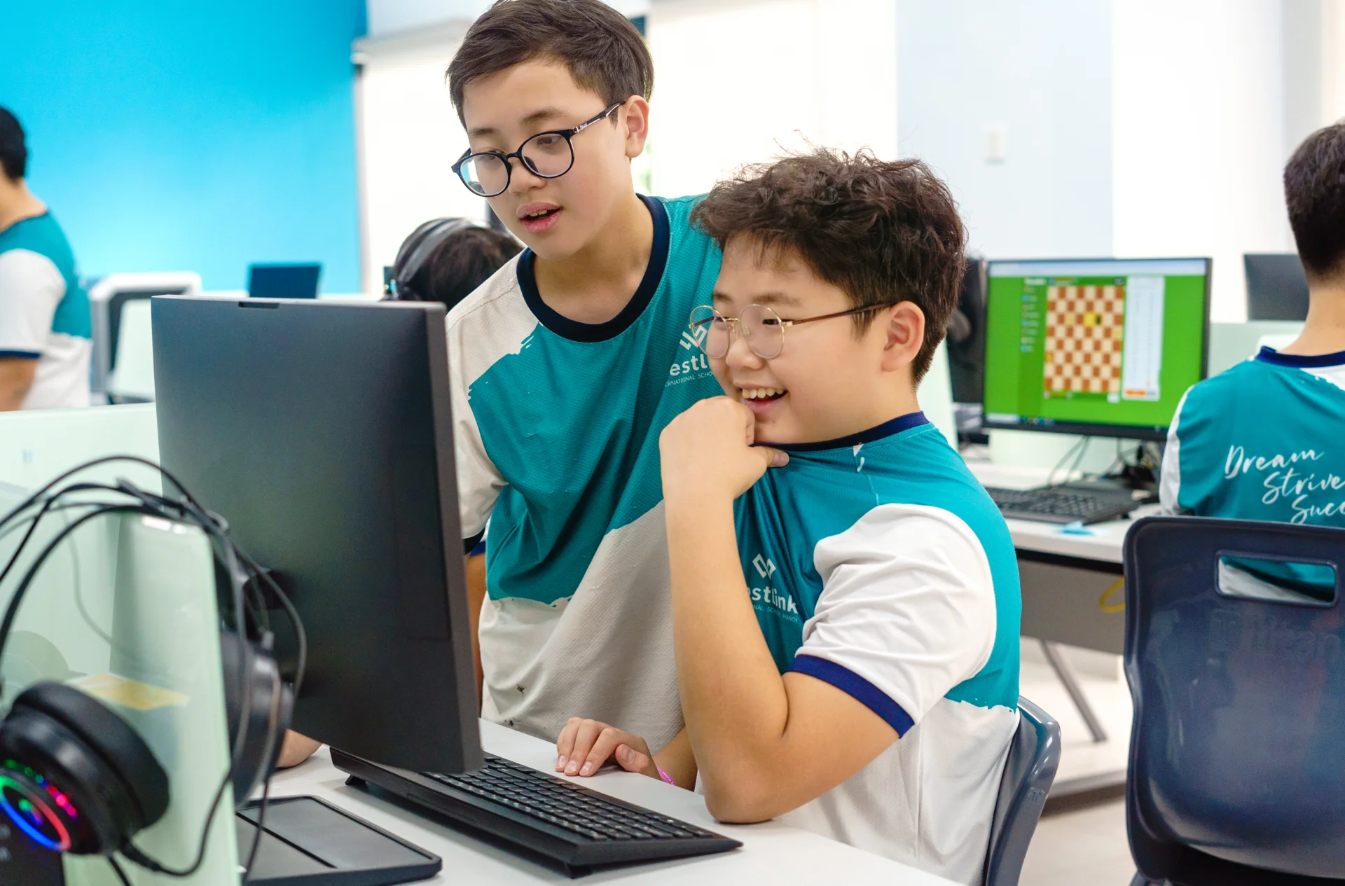 Lịch sử & Địa lý