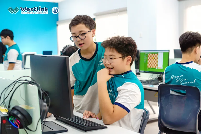 Chương trình IB Trung học cơ sở