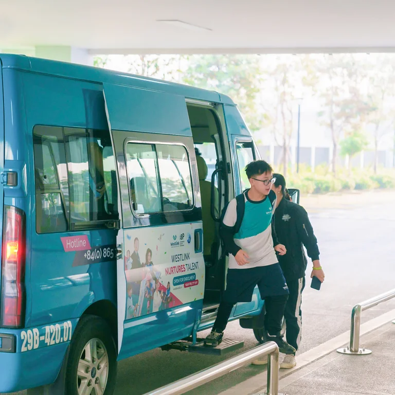 Dịch vụ xe buýt học sinh