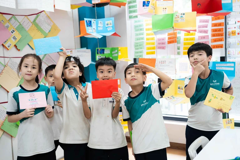 What Is Blended Learning? 5 Models and How They Apply in K-12